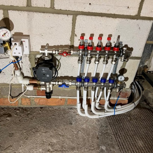 manifold-Large
